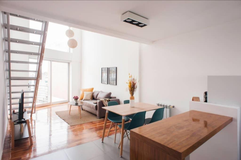 Ferienwohnung Luminosos Loft En Recoleta 2 Cuadras Del Subte Buenos Aires Exterior foto